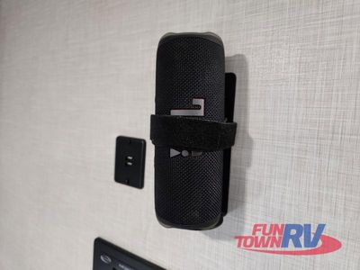 2025 Venture RV Stratus - Photo 36