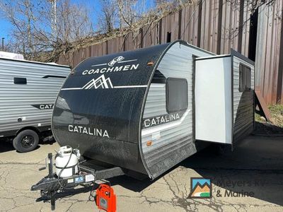 2025 Coachmen RV Catalina Summit Series 7 - Photo 4