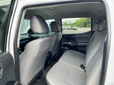 2023 Toyota Tacoma - Photo 8