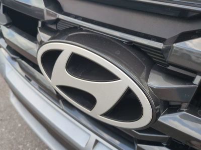 2026 Hyundai TUCSON HYBRID — photo 13 view
