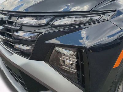 2026 Hyundai TUCSON HYBRID — photo 10 view