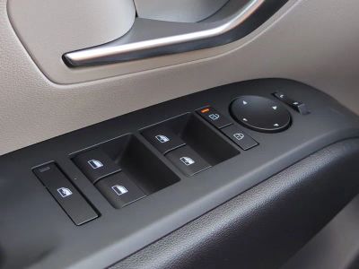 2026 Hyundai TUCSON HYBRID — photo 31 view