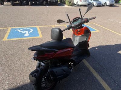 2023 Piaggio Beverly 400 S Euro 5 - Photo 3