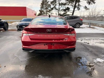 2023 Hyundai Elantra SEL - Photo 5