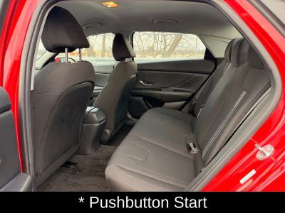 2023 Hyundai Elantra SEL - Photo 21