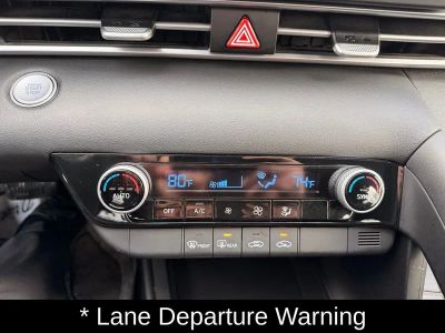 2023 Hyundai Elantra SEL - Photo 17