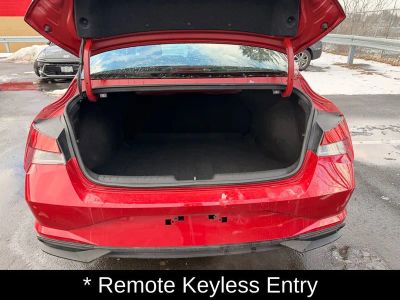 2023 Hyundai Elantra SEL - Photo 22