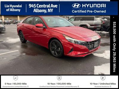 2023 Hyundai Elantra SEL - Photo 2
