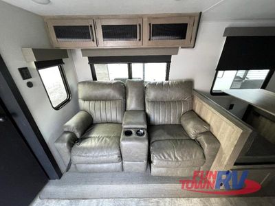 2025 Palomino Puma - Photo 23