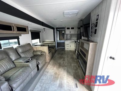 2025 Palomino Puma - Photo 15