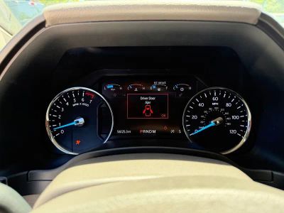 2020 Ford Expedition — photo 21 view