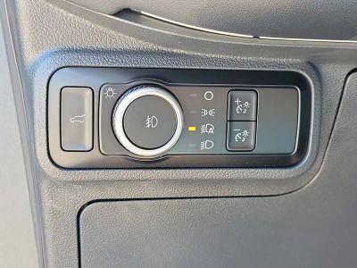 2025 Ford Explorer — photo 31 view