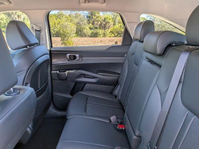 2026 Kia Sorento — photo 16 view