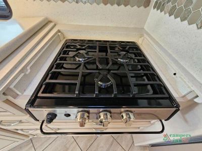 2022 Newmar Bay Star — photo 44 view