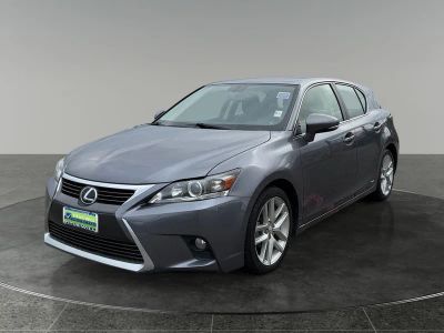 2014 Lexus CT — rear three-quarter view