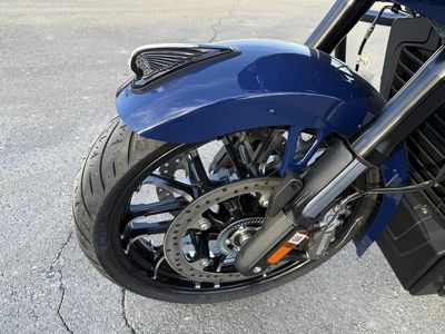 2025 Indian Motorcycle Challenger Dark Horse w/PowerBand Audio Springfield Blue - Photo 10