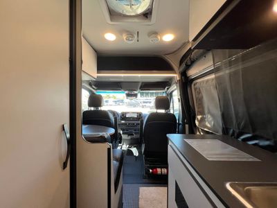 2026 Winnebago REVEL SPORT - Photo 6
