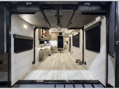 2026 Grand Design Momentum G-Class - Photo 7