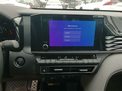2025 Toyota Camry - Photo 16