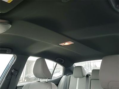 2025 Toyota Camry - Photo 19