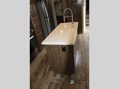 2018 Forest River RV Cedar Creek Silverback - Photo 26