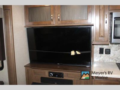 2018 Forest River RV Cedar Creek Silverback - Photo 23