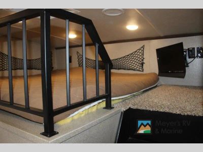 2018 Forest River RV Cedar Creek Silverback - Photo 36