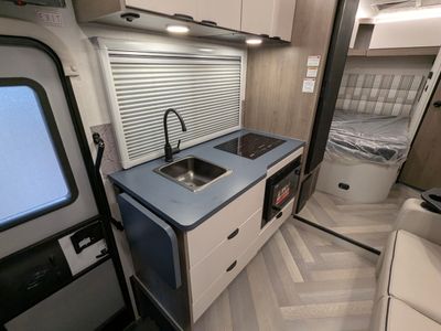 2025 Coachmen Cross Trail EV - Photo 17
