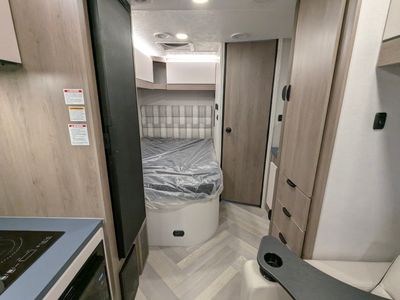 2025 Coachmen Cross Trail EV - Photo 5