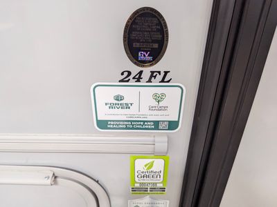 2025 Coachmen Cross Trail EV - Photo 9