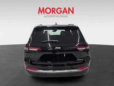 2025 Jeep Grand Cherokee — engine compartment view