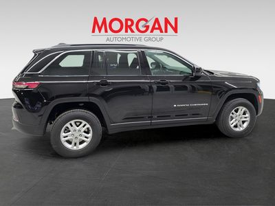 2025 Jeep Grand Cherokee — photo 8 view
