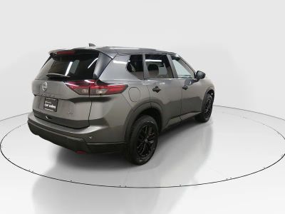 2024 Nissan Rogue — photo 7 view
