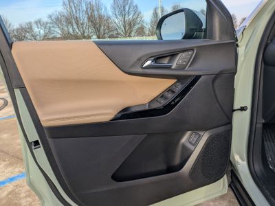 2025 Chevrolet Equinox - Photo 11