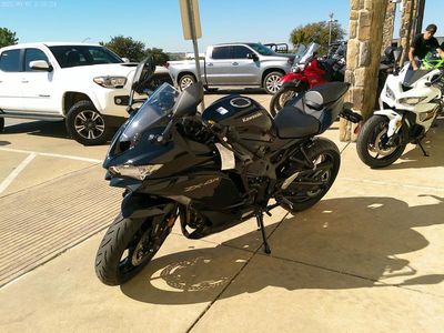 2025 Kawasaki NINJA ZX-4R ABS - Photo 2