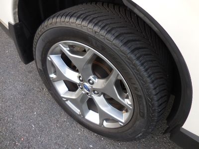 2017 Subaru Forester - Photo 31