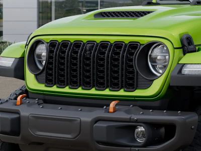 2026 Jeep Gladiator — photo 11 view