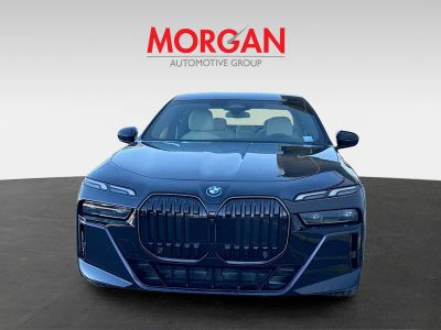 2026 BMW i7 — photo 8 view