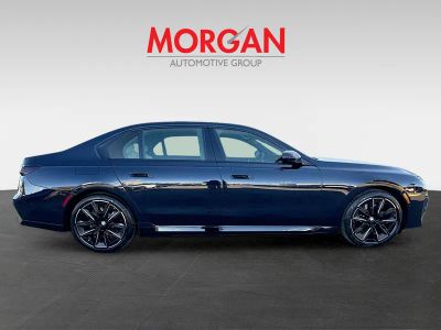 2026 BMW i7 — side profile view