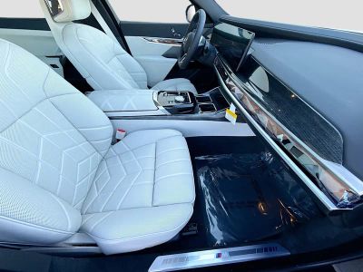 2026 BMW i7 — photo 15 view