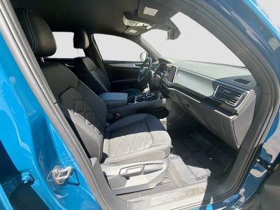 2025 Volkswagen Atlas Cross Sport — photo 31 view