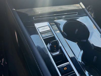2025 Volkswagen Atlas Cross Sport — photo 15 view