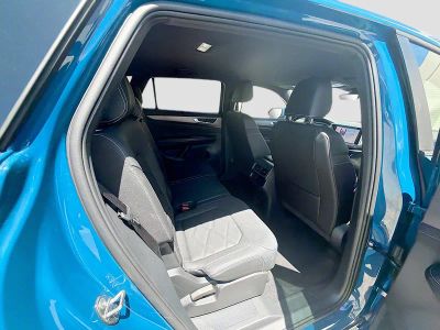 2025 Volkswagen Atlas Cross Sport — photo 28 view