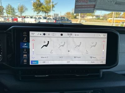 2026 Jeep Wrangler - Photo 15