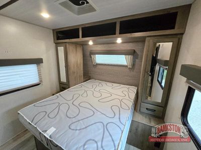 2022 Surveyor Legend 252RBLE - Photo 27