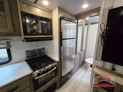 2022 Surveyor Legend 252RBLE - Photo 14