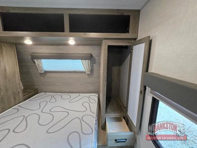 2022 Surveyor Legend 252RBLE - Photo 28