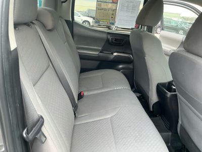 2023 Toyota Tacoma — photo 18 view