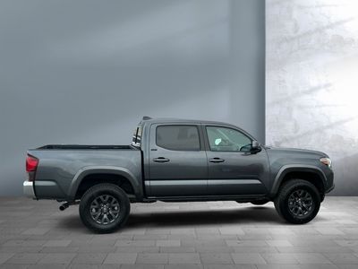 2023 Toyota Tacoma — photo 7 view