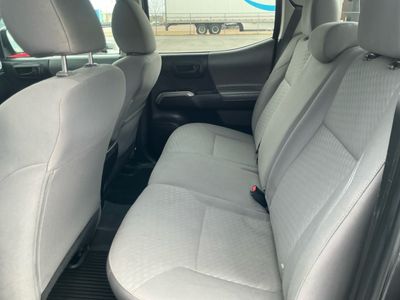 2023 Toyota Tacoma — photo 16 view